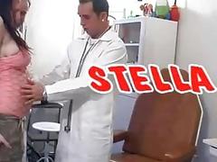 Pregnant brunette with big boobs is spreading up for her gynecologist to get fucked until she cums